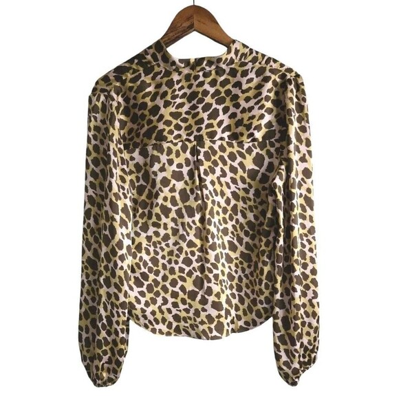 Heartloom Randi Leopard Print Blouse Womens Large Brown Twist Front NWT - Picture 6 of 8